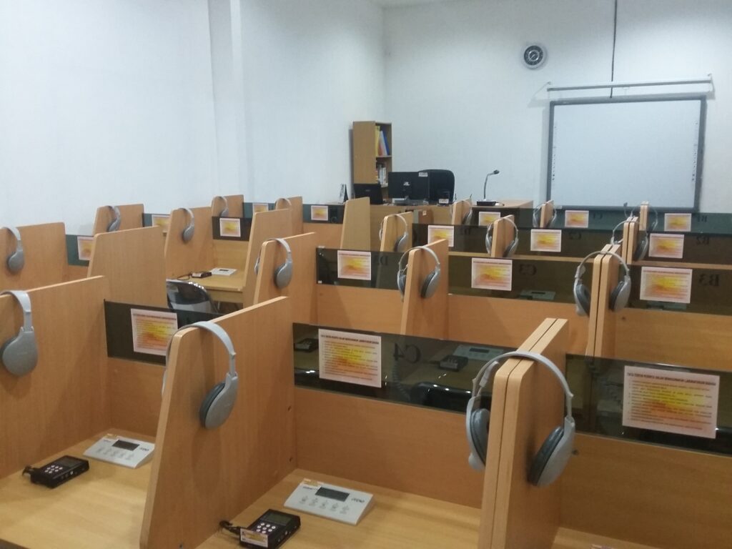 Ruang Laboratorium Bahasa